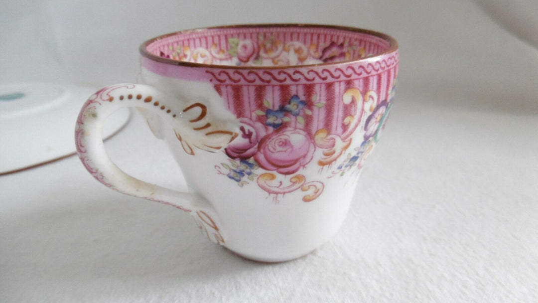 Tasse et sous-tasse Minton SARREGUEMINES du XIXe à décor foral