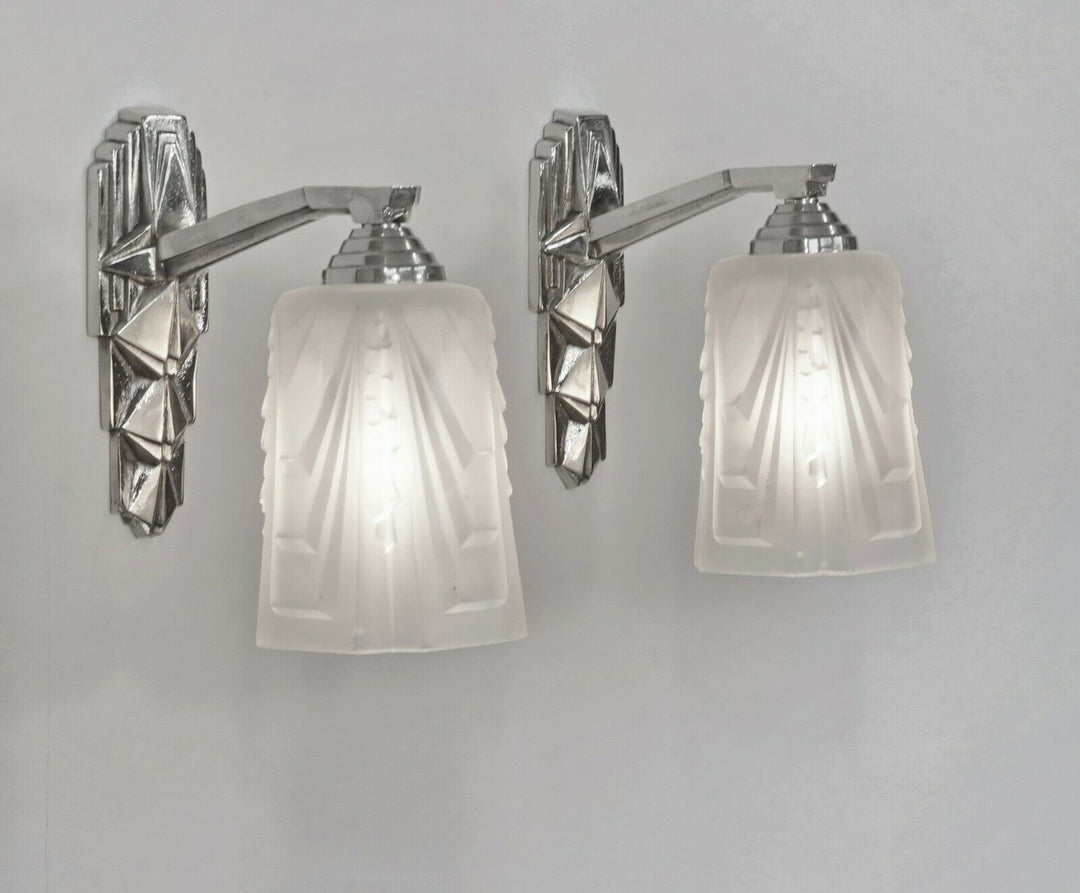 MULLER FRERES : PAIR OF 1930 FRENCH ART DECO WALL SCONCES ..... lights lamp 1925