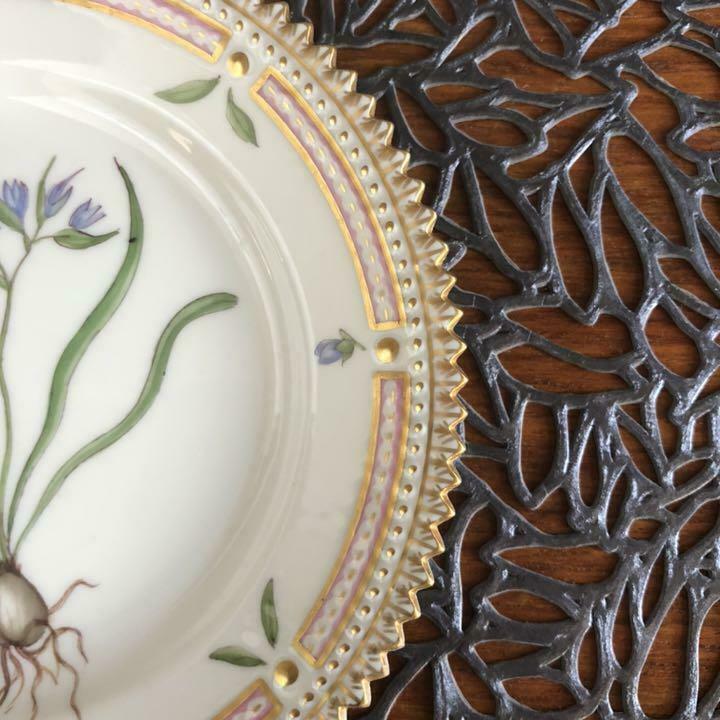 Royal Copenhagen Flora Danica flower Bulb plate 5.7inch