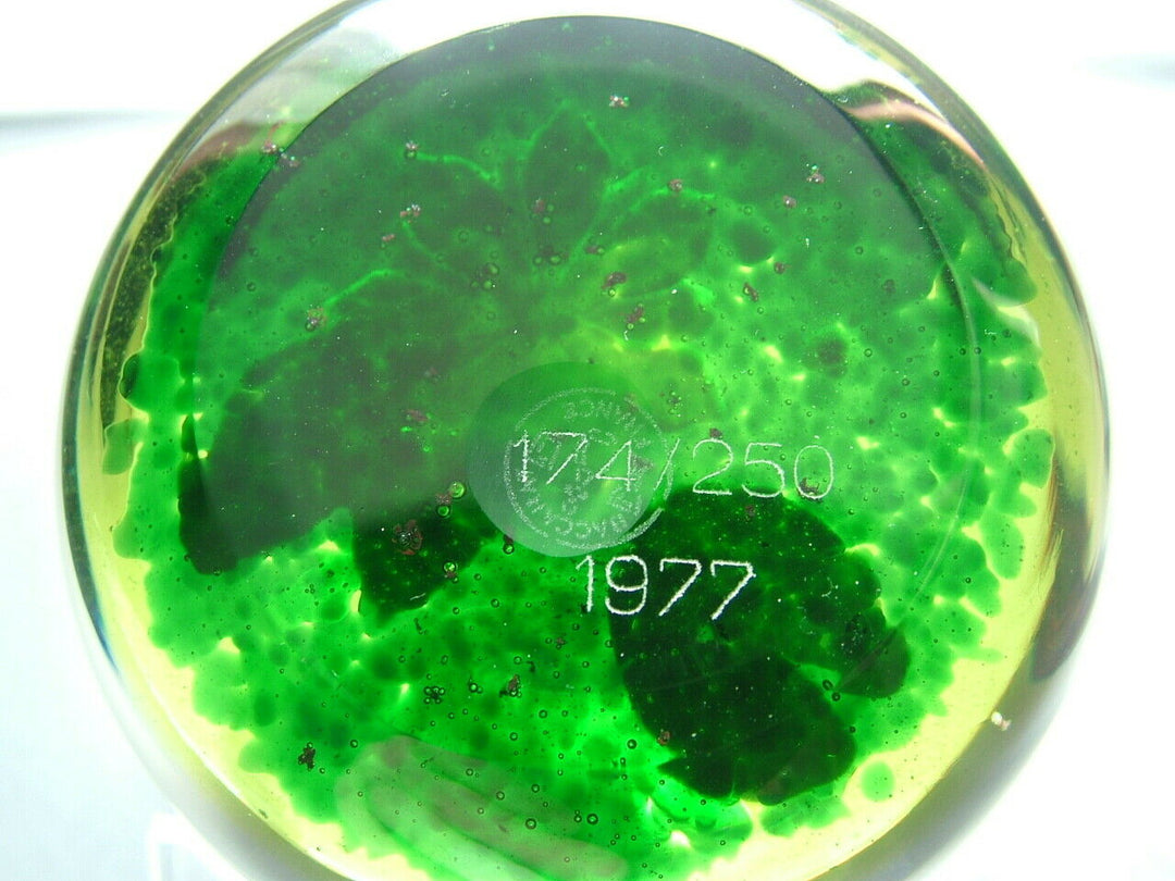 Beautiful Ltd. ed. Baccarat 1977 Water Lillies Paperweight