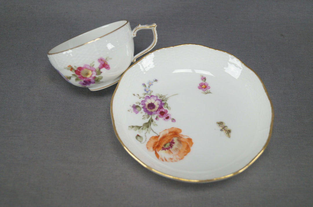 KPM Berlin Hand Painted Dresden Floral Butterfly & Gold Tea Cup & Saucer H