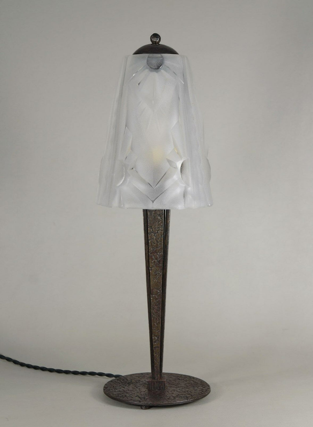 ムイネ　デュゲ　フランス製アールデコランプ　1930年　錬鉄・ガラス製