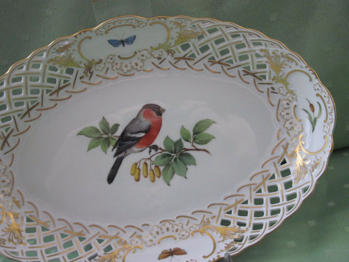 Schöne Meissen Korb-Schale mit Vogel-Dekor, Insekten und Gold