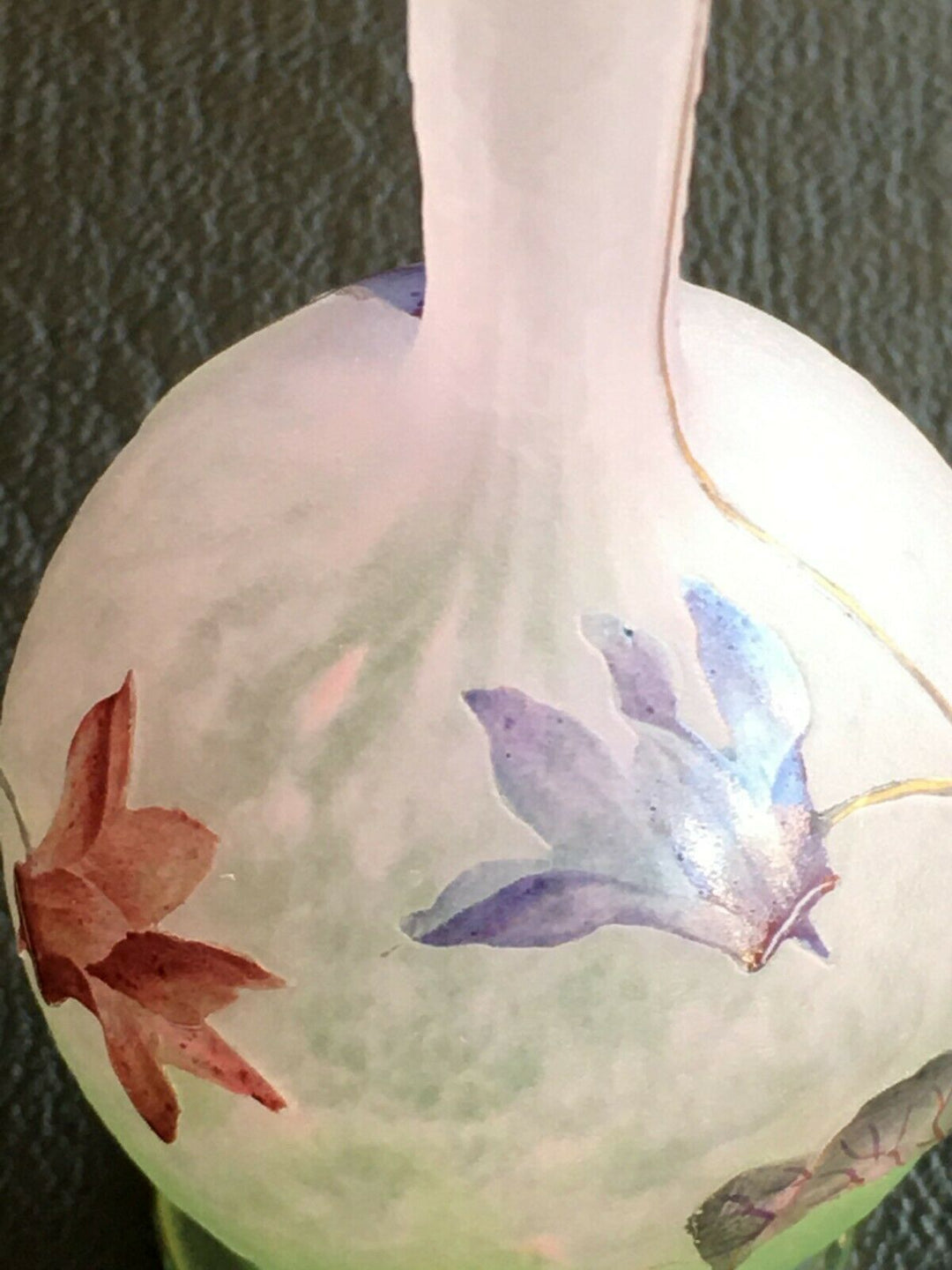 ドーム兄弟 ドームナンシー( DAUM NANCY) シクラメンのツル首型花瓶