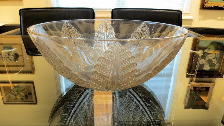 Large Rene Lalique Felix Bowl and Charger Under Plate Circa 1926