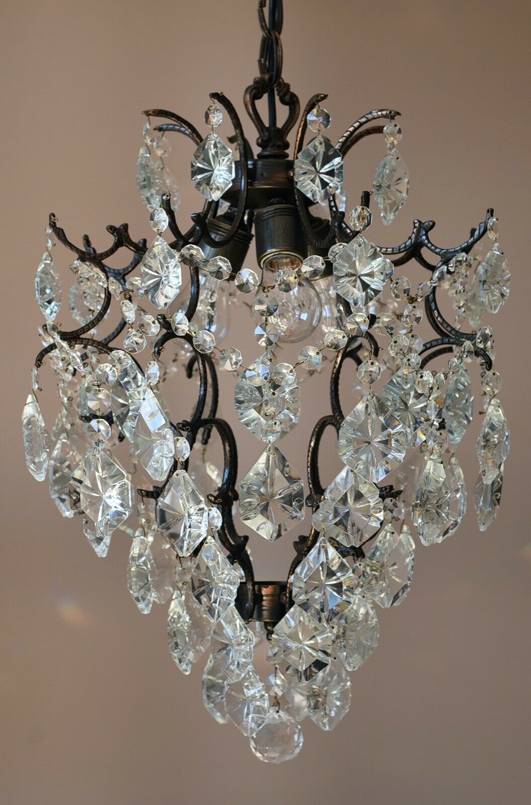 Antique/ Vintage Brass Chandelier, Ceiling lighting Wedding Bridal Pendant Lamp