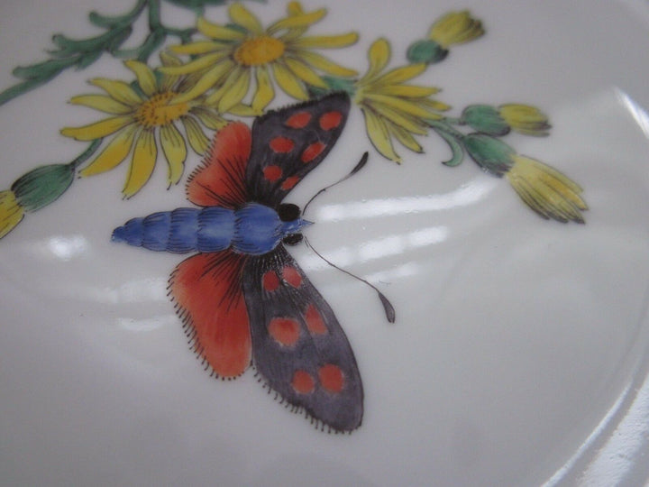 Schöne Meissen Schale mit Schmetterlings und Raupen-Dekor