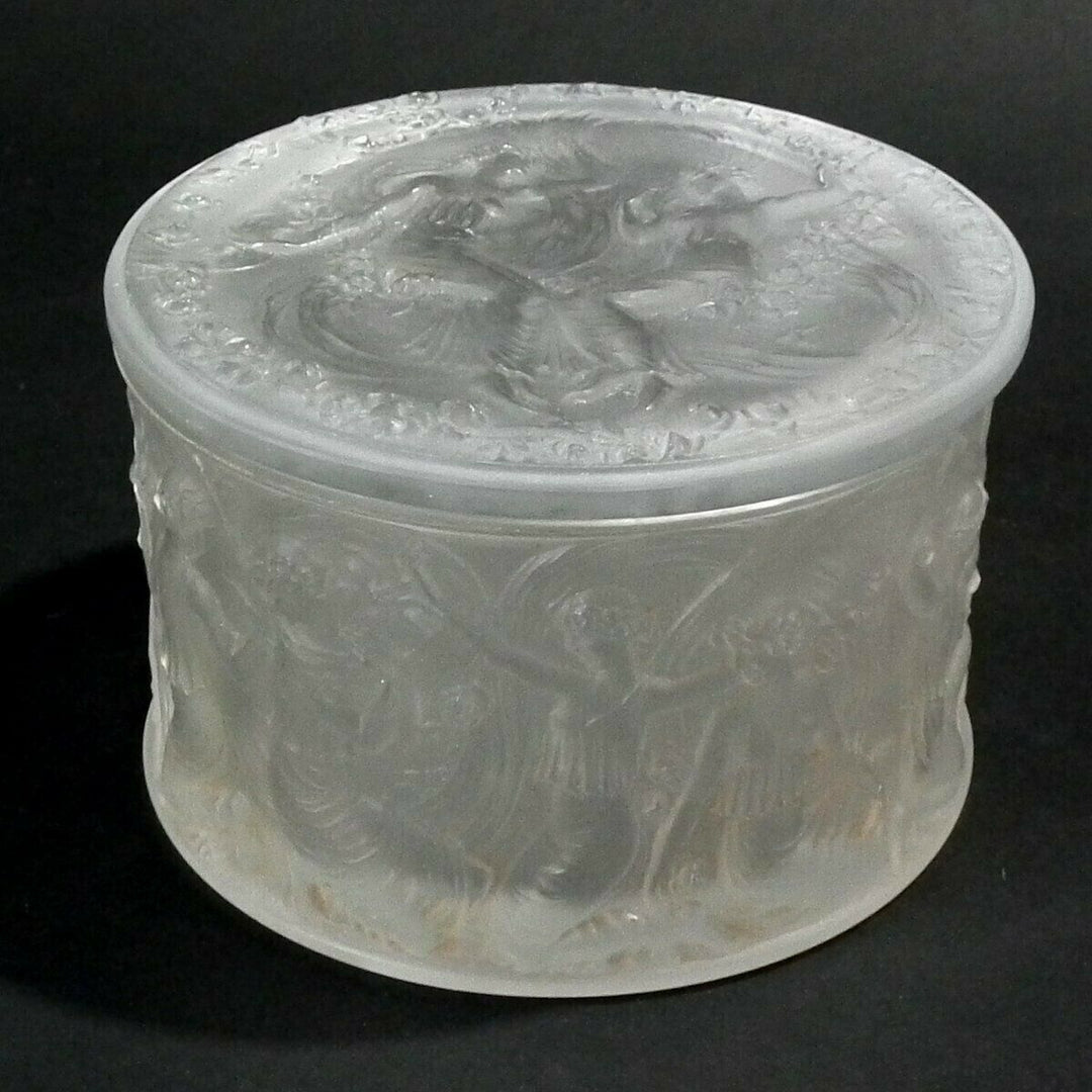 Rene Lalique Clear & frosted Glass 'Figurines Et Voiles' Box