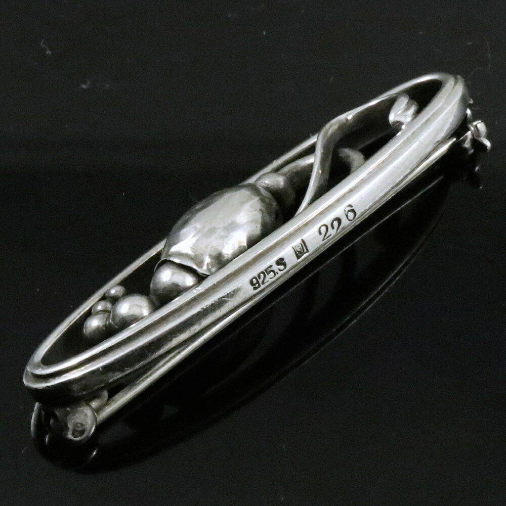 ジョージジェンセン　スターリングシルバー　ブロッサムのブローチ　#226　1933-44年代の刻印