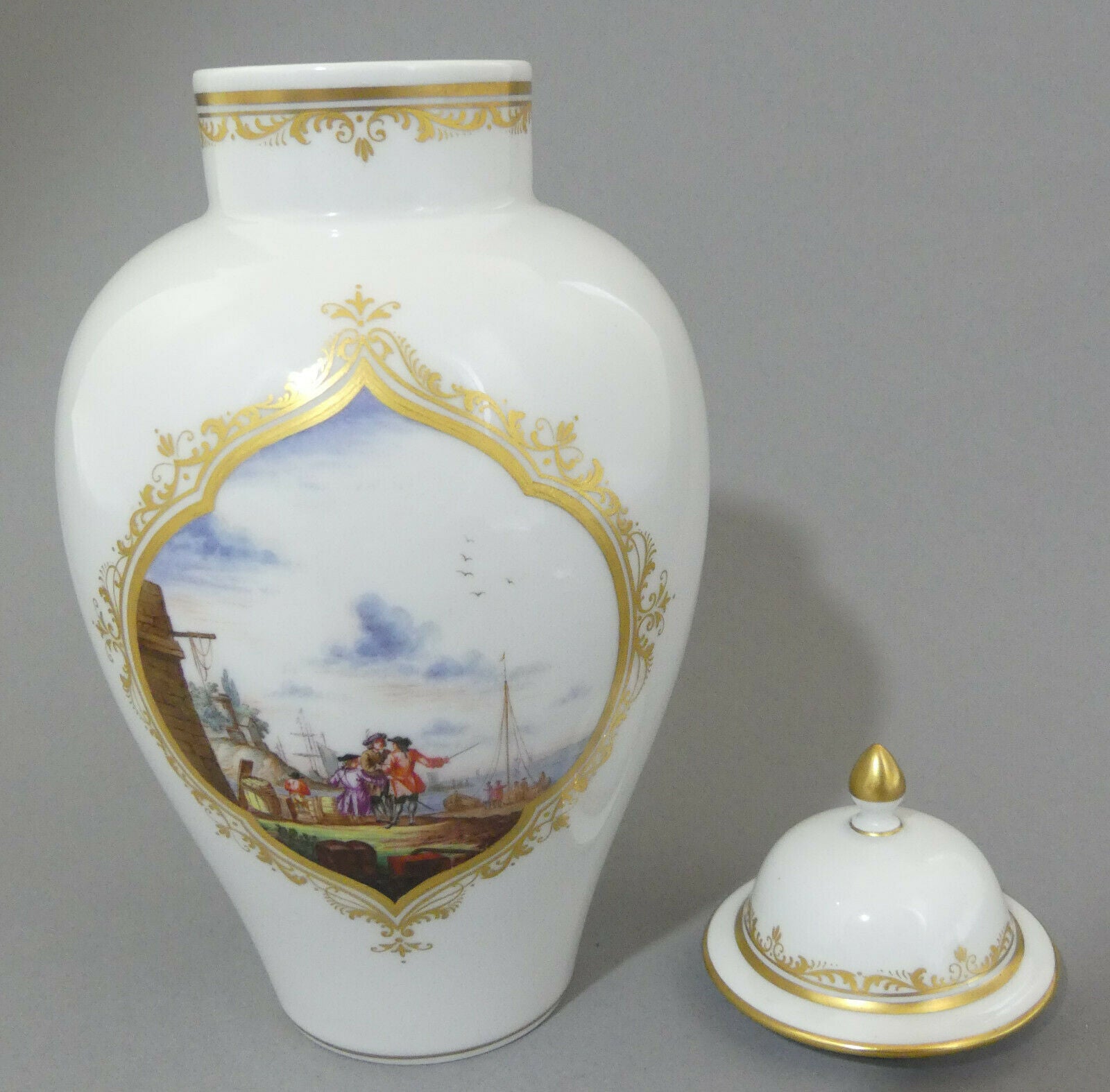 マイセン(Meissen)、蓋つき壺／花瓶、貿易シーン・花、1級品