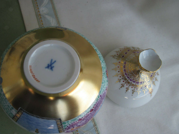 Schöne Meissen Zuckerdose in Dekor 1001 Nacht