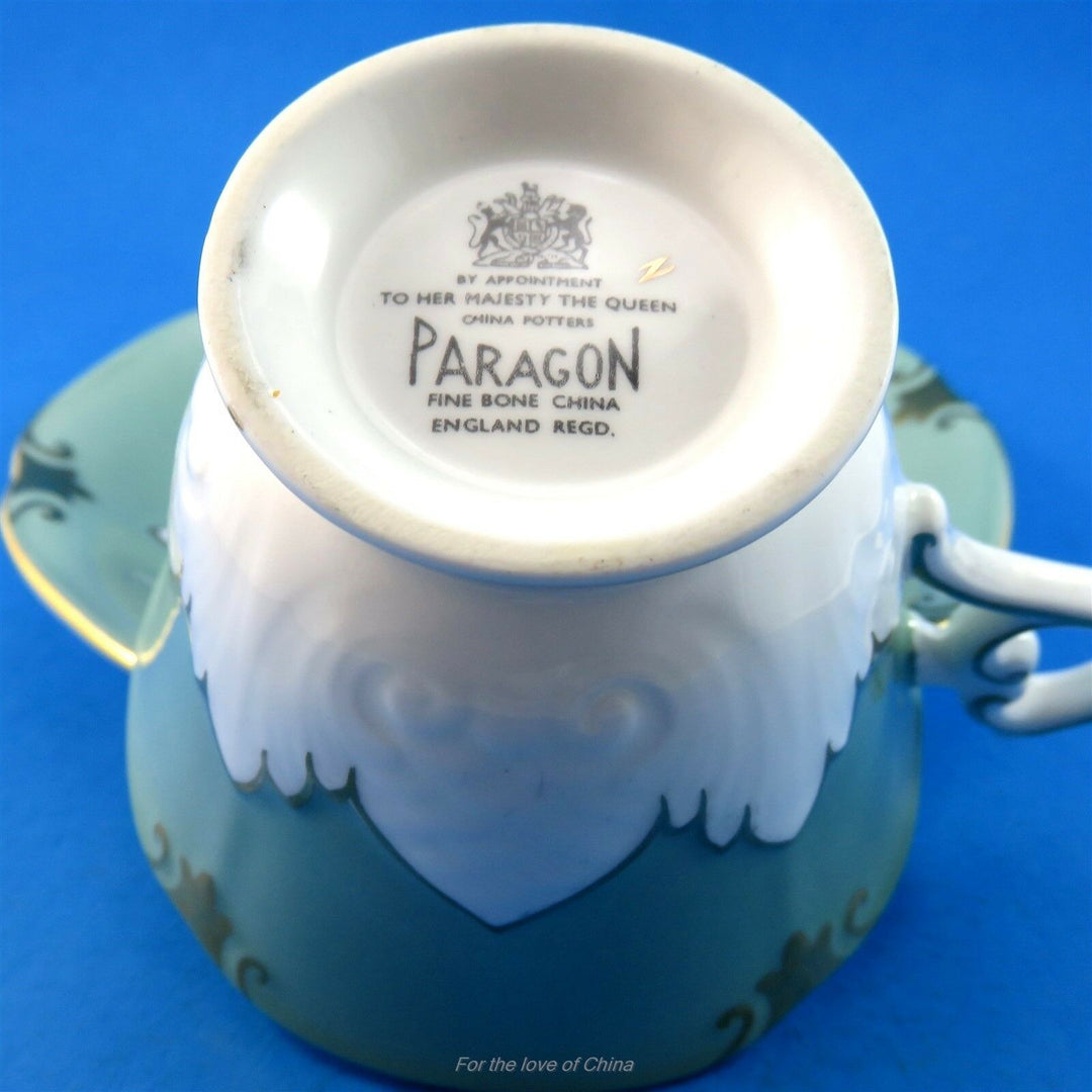 美麗なセージ＆ホワイトスターとフラワーカップ&ソーサー