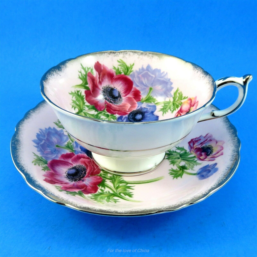 パラゴン　ピンク地に華やかなアネモネ　カップ&ソーサー