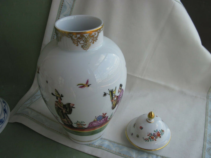 Schöne große Meissen Deckel-Vase mit Chinoiserie und Gold