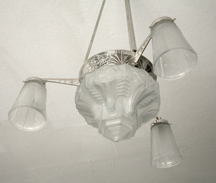 original Muller Freres Art Deco Leuchter in perfektem Zustand, signiert