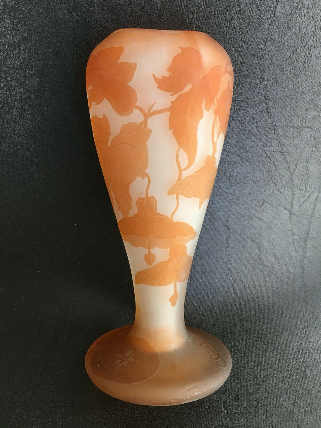 エミールガレ　朝鮮朝顔の花瓶