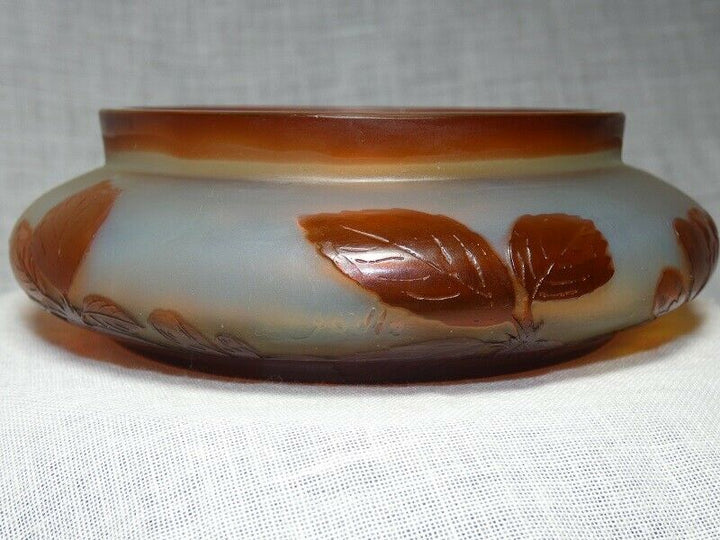  Vide poche ou coupe, pate de verre signée " Gallé " école de Nancy Art Nouveau