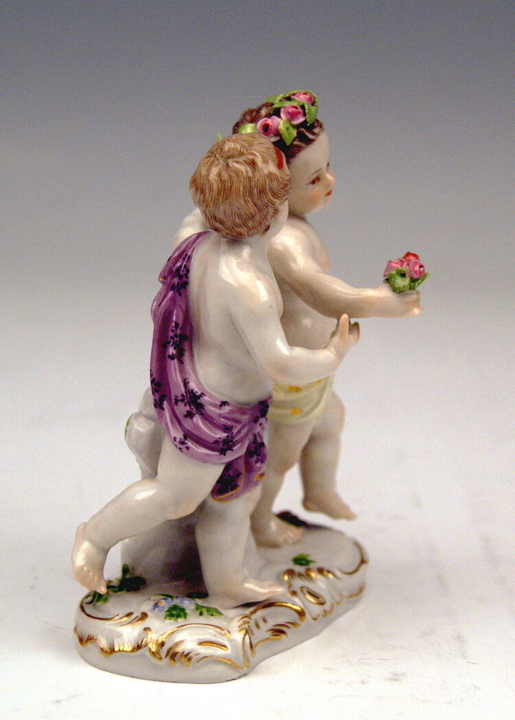 MEISSEN FIGUR GRUPPE TANZENDES PUTTI PAAR 2 OF DANCING CHERUBSMNR: 2990 UM 1900