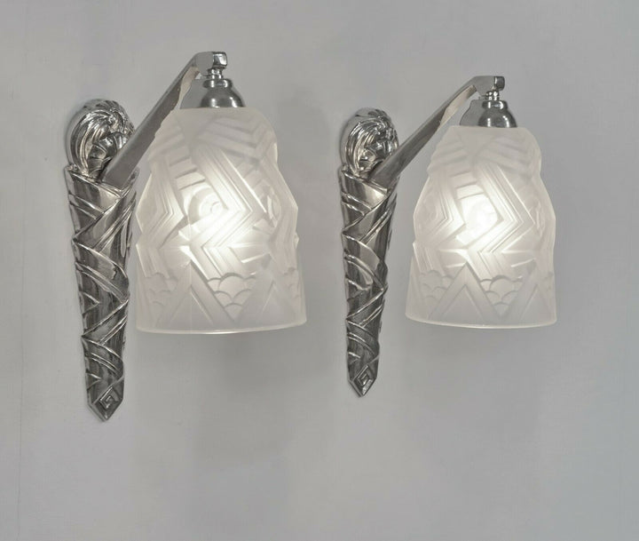 SCHNEIDER : PAIR OF 1930 FRENCH ART DECO WALL SCONCES .. lights lamp 1925 muller