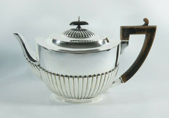 アンティークヴィクトリアン、スターリング・シルバーティーポット、1893年頃