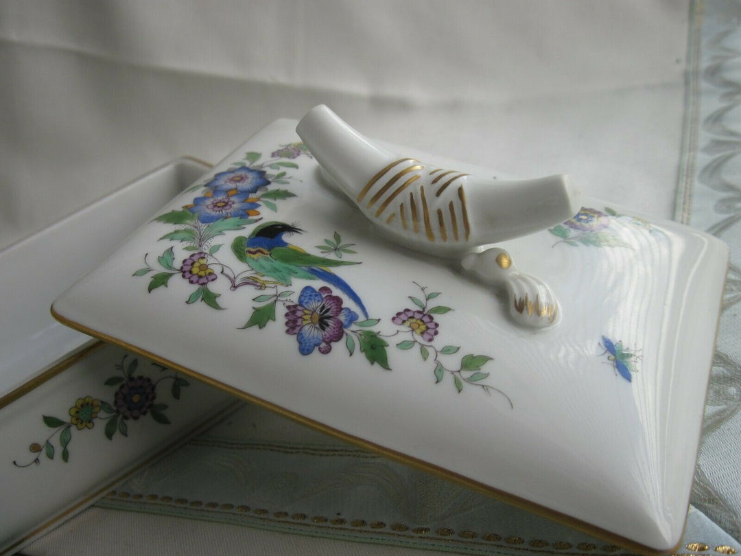 Schöne Meissen Tabak-Dose mit Vogel- un Felsmalerei