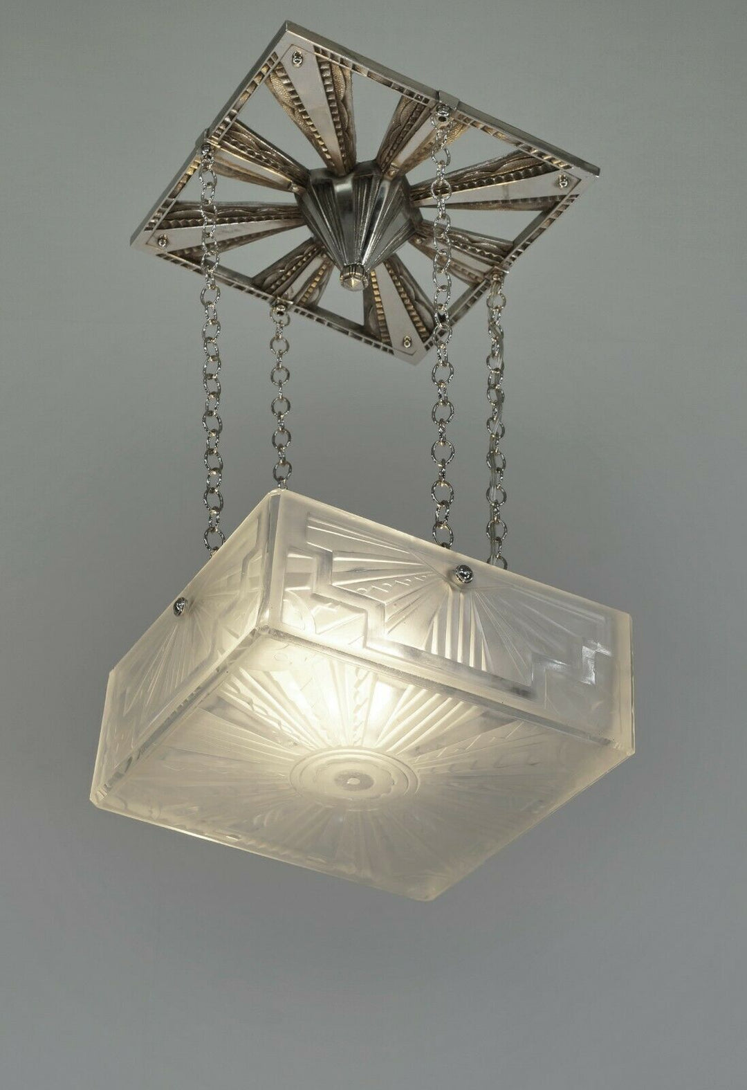 HETTIER & VINCENT : FRENCH ART DECO CHANDELIER Hanots pendant