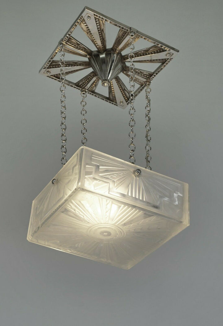 HETTIER & VINCENT : FRENCH ART DECO CHANDELIER Hanots pendant
