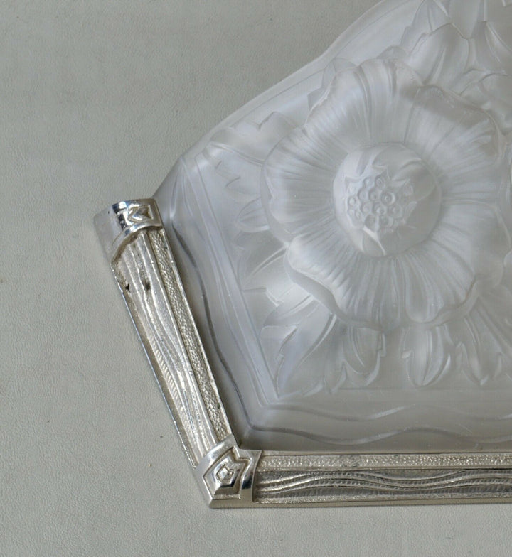 Moscovici & Verdun : a pair of French 1930 Art Deco wall sconces France