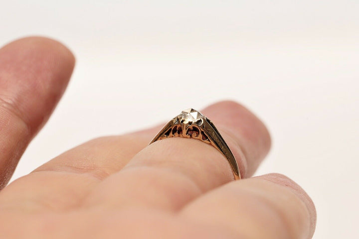 アンティーク 18K ナチュラルローズカットダイヤモンドのソリテールリング