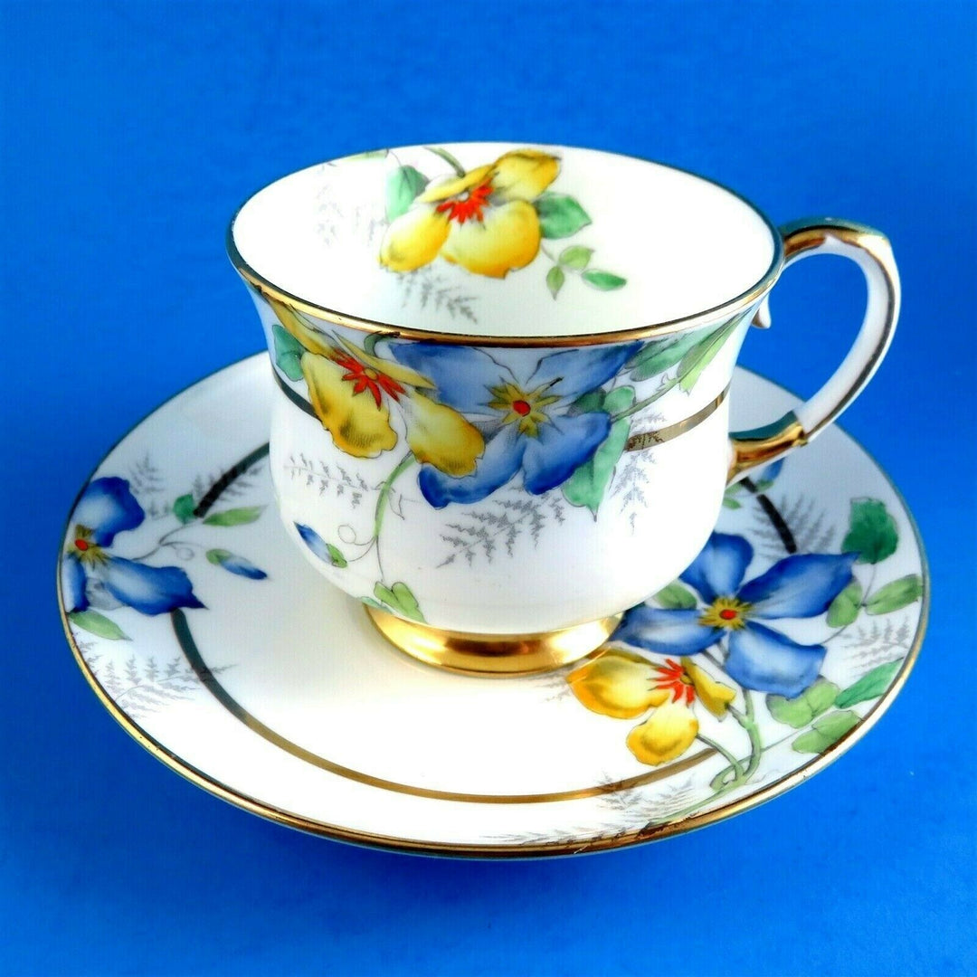 パラゴン　手描きのクレマトュスのカップ＆ソーサーとケーキ皿のセット