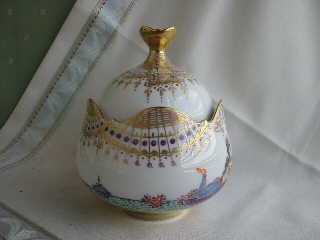 Schöne Meissen Zuckerdose in Dekor 1001 Nacht