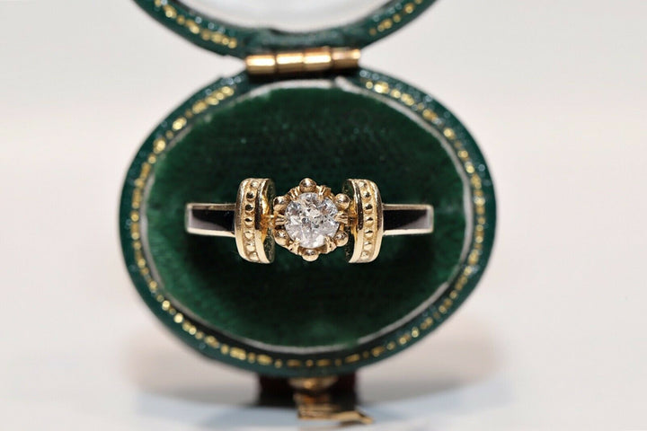 ヴィクトリアンスタイル 14K ナチュラルダイヤモンドとエメラルドのソリテールリング