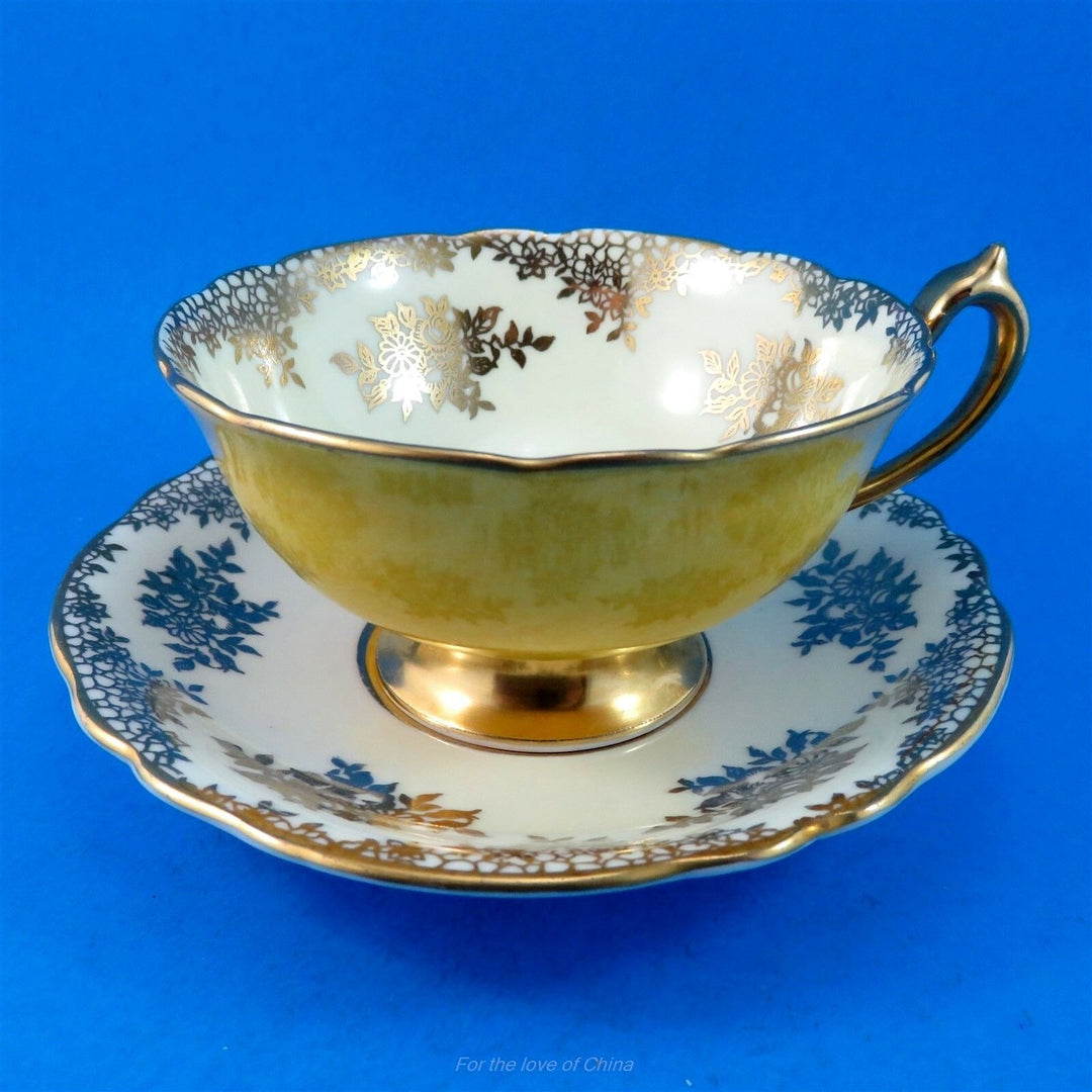パラゴン　ゴールド装飾　ヨークイエロー＆ゴールドハンドル　ティーカップ&ソーサー
