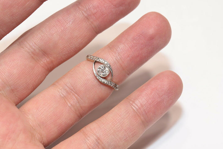 アンティーク ヴィクトリアン 18K ナチュラルダイヤモンドのリング