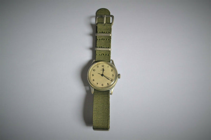 ヴィンテージ　オメガ　ミリタリーウォッチ6B/159