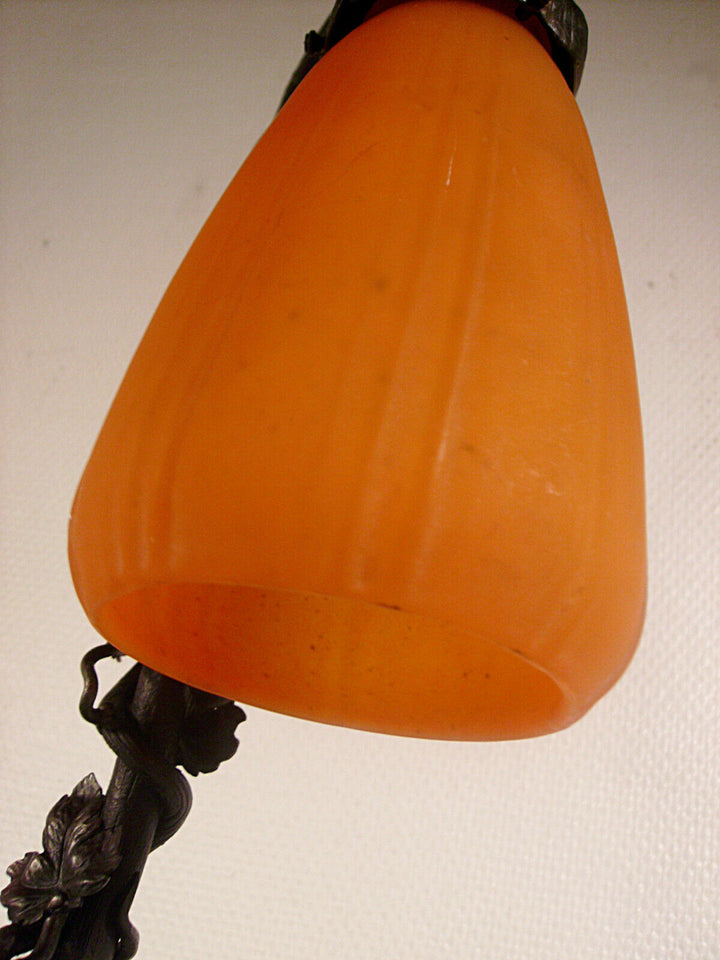 DAUM ☨ NANCY – lampe art déco en fer forgé et tulipe 1925/1930