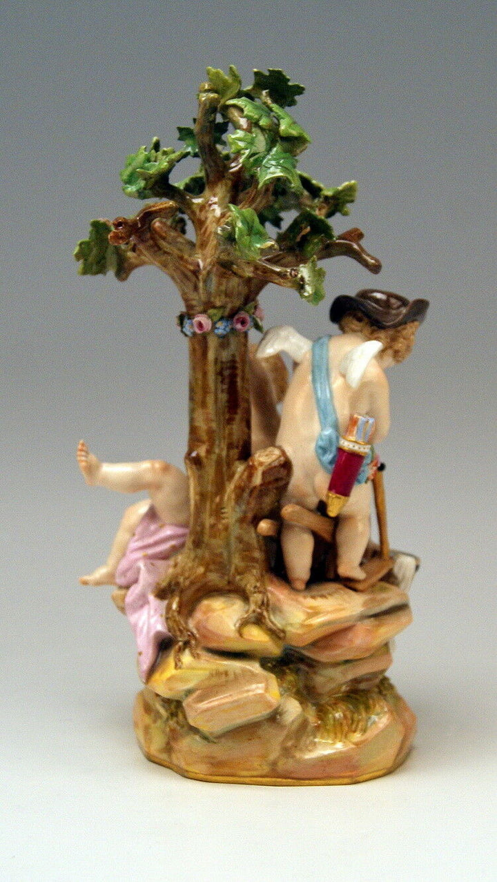 MEISSEN マイセン FIGUR GRUPPE AMORETTEN PUTTEN LIEBESPFEIL CHERUBS MNR: E26 UM 1880