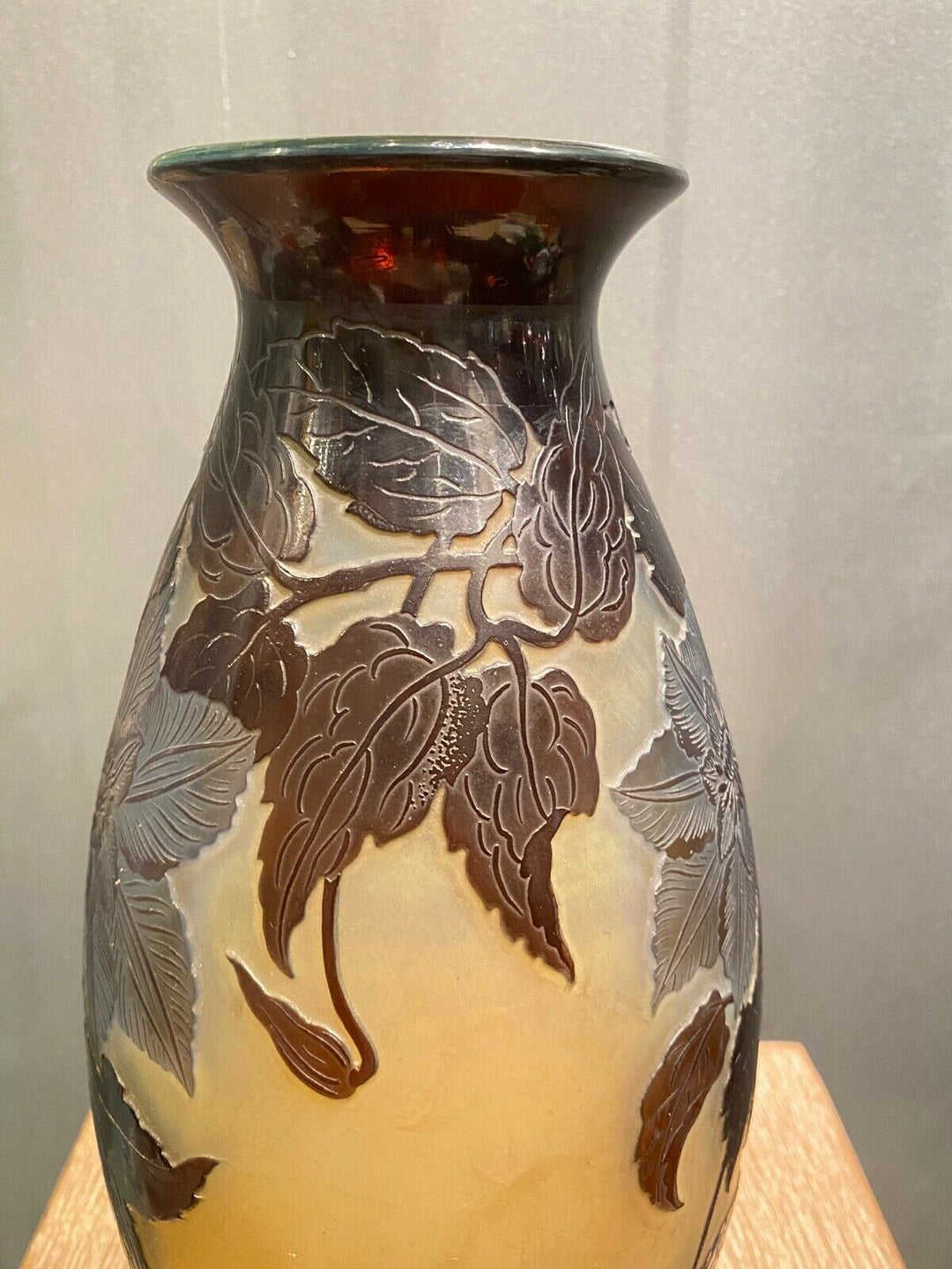 エミールガレ クレマチスの花の花瓶 – アンティークテーブルウェア