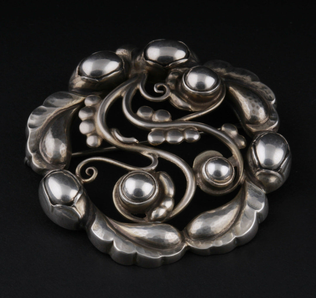 Georg Jensen Sterling Silver Brooch #159 w. Silverballs. Designed by GJ himself.