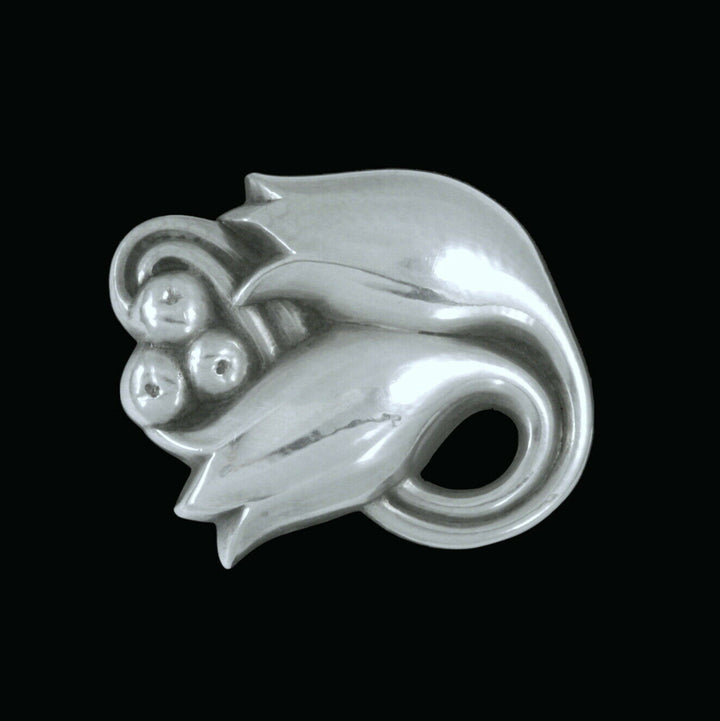 ジョージジェンセン　スターリングシルバー　チューリップのブローチ　#100C　1933-44年代の刻印