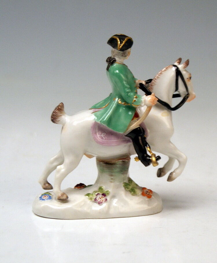 MEISSEN FIGUR REITER JÄGER SOLDATEN JÄGER ZU PFERDE HORSEBACK KAENDLER MNR: 1806
