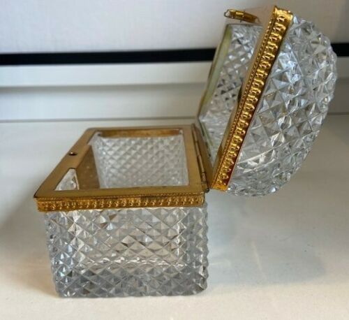Baccarat clear crystal glass trinket or jewelry Casket box