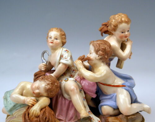 MEISSEN JAHRESZEITEN FIGUR GRUPPE SOMMER 4 AMORETTEN SUMMER 4 CHERUBS UM 1860