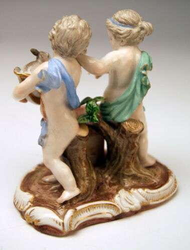 邁森 MEISSEN マイセン FIGUR 2 AMORETTEN HAUS KANINCHEN CUPIDS HOUSE RABBIT NR:H37 1860