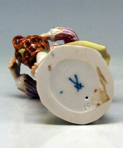 MEISSEN マイセン GÄRTNER KIND FIGUR KNABE GARDENER CHILDREN KAENDLER MNR. 60316