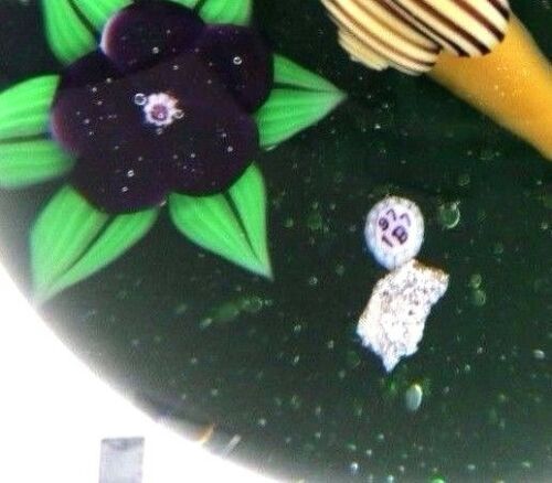 SPLENDID Large BACCARAT Fully Extended SNAIL and Flowers Art Glass PAPERWEIGHT