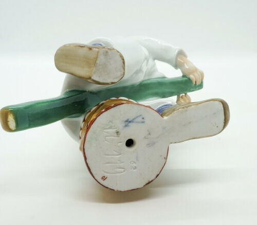 MEISSEN FIGUR マイセン HENTSCHELKIND KNABE AUF STOCK REITEND MNR: W119 UM 1924 - 34