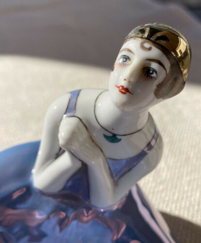 Scarce Vintage Noritake Japan Hand Painted Figural Flapper Girl Ashtray
