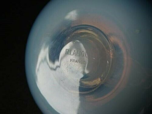 René Lalique Opalescent Verre' Deux Colombes' Cendrier
