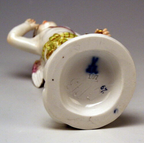 邁森 MEISSEN マイセン FIGUR AMORETTE AMOR CHERUB SALUTING A. RINGLER NR:O173 UM 1870